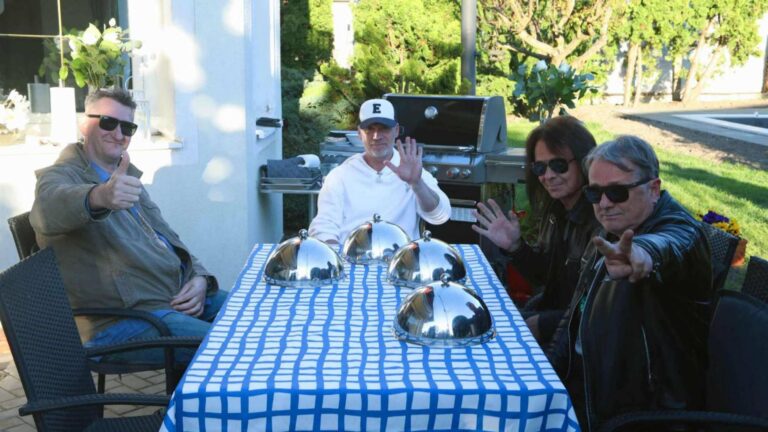 Devadesátkové Prostřeno!: Zámek, chaos, rocker v kuchyni i bývalý člen Maxim Turbulenc