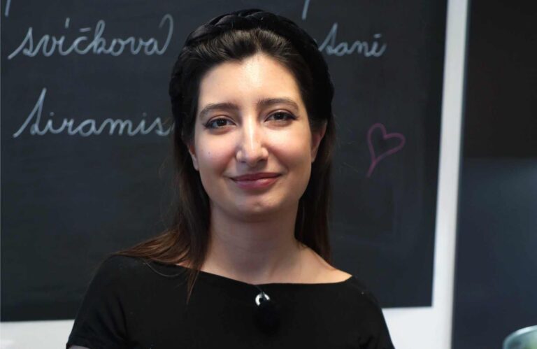 Páteční Prostřeno!: Když si cizinka troufne na svíčkovou, je to odvážné. Kritika na sebe nenechá dlouho čekat