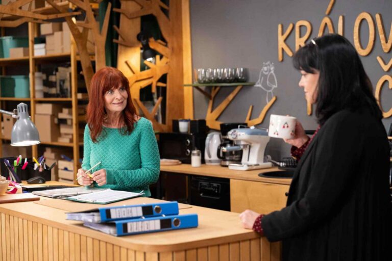 Čtvrteční díl Ulice: Erik se nebude držet zpátky, Šimon má obavy a Jirka s Martinou se pohádají kvůli Pokladníkovi