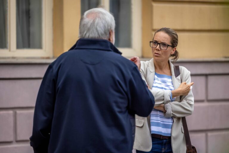 Páteční díl Ulice: Zamilovaný Eddie, Lumírovo varování a Pecháček musí vymyslet nový plán ohledně Martiny