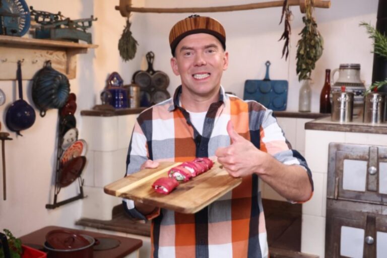 Vychytávky Ládi Hrušky: Dýňový koláč z Ameriky, cvičení s knihami, růžové palačinky a snowboard jako košík na ovoce