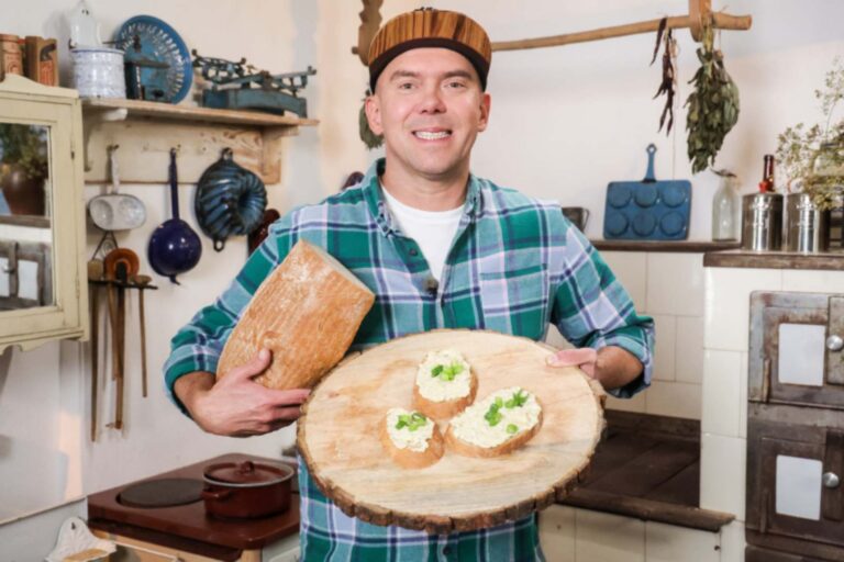 Vychytávky Ládi Hrušky: Organizér z riflí, pivní pomazánka a výlet do pekárny