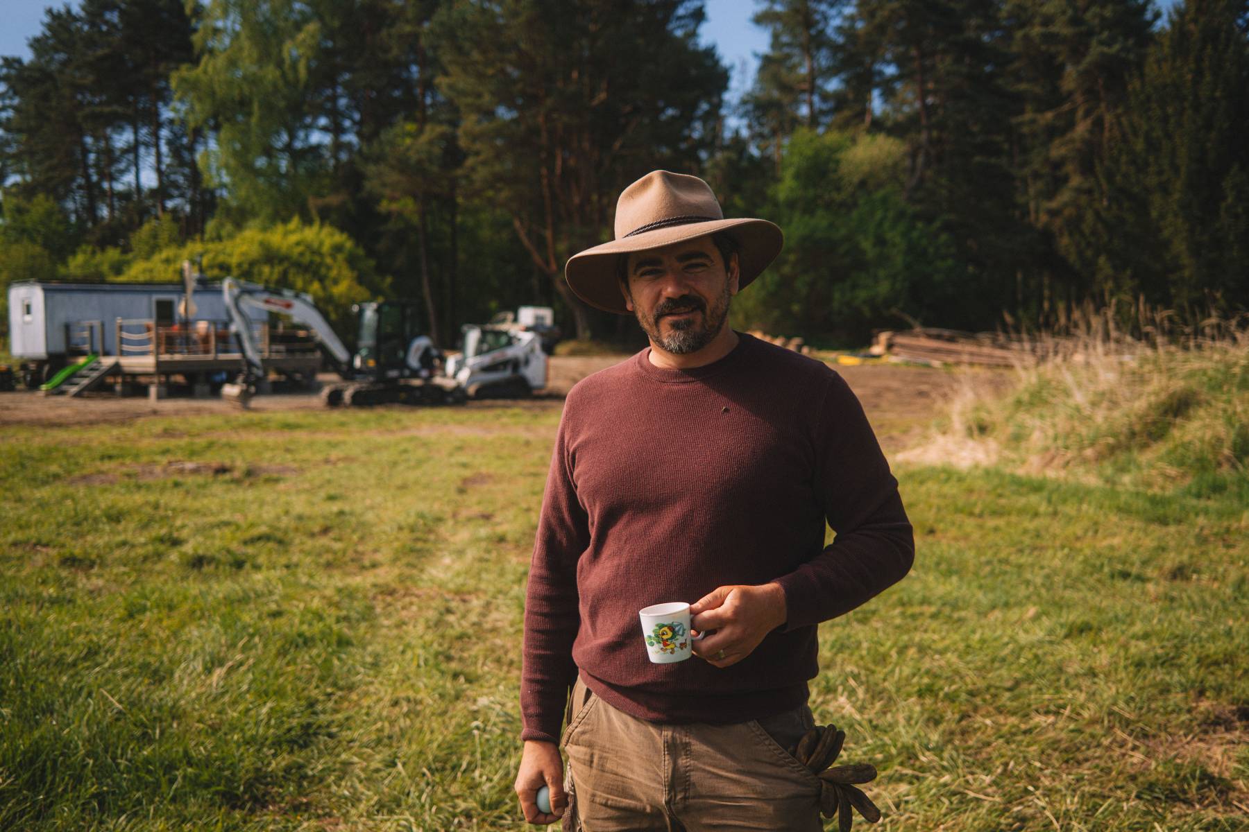 Farma Vojty Kotka 2. epizoda: Bahno, drenáže, kohout Karel a první úroda na cestě