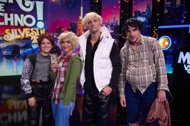 Nova o Vánocích: Klasické pohádky, filmové hity a na Silvestra velká retro show