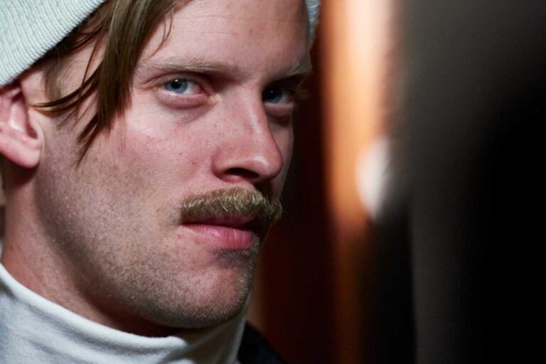 Padesátka: Mistr světa na běžkách před kamerou, fotka mámy a Vojta Kotek jako režisér i herec