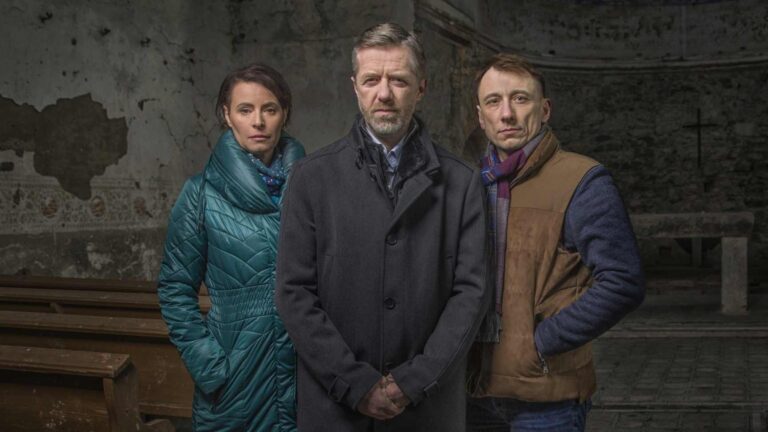 Labyrint: Skrytá symbolika, natáčecí lokace, otec se synem i znepokojivé paralely s dílem Hieronyma Bosche