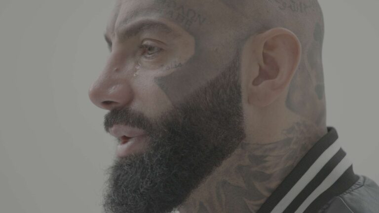 Jarní sezona na Nově a ONEPLAY: Posila Odznaku Vysočina, výpovědi obětí domácího násilí i porce reality show