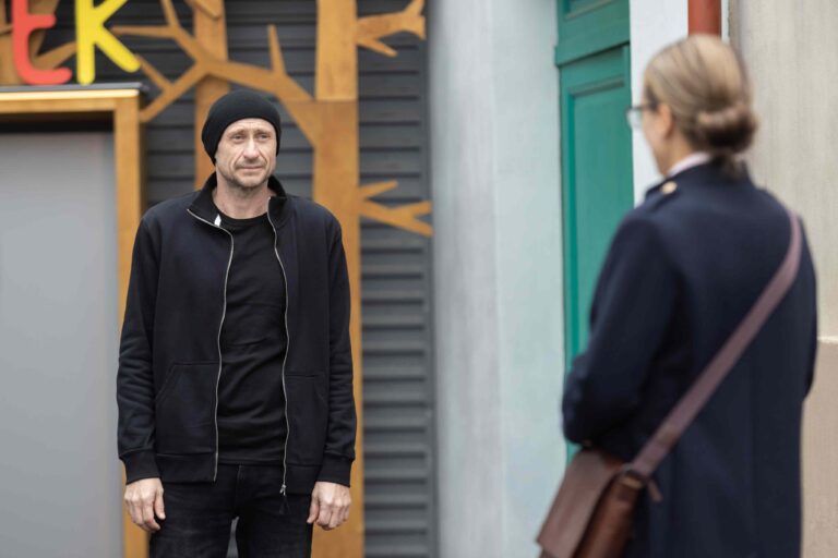 Do Ulice přichází tajemný muž, který Soně pořádně zkomplikuje život