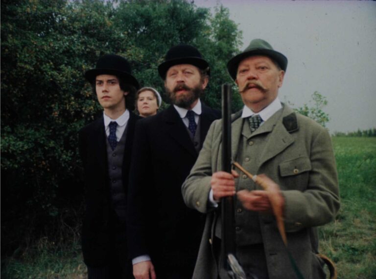 Rozpuštěný a vypuštěný: Kvůli filmu spolu Svěrák a Smoljak roky nepromluvili a ze Srstky si dělali na place srandu