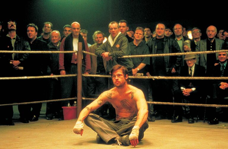 Brad Pitt se přestal mýt a herec místo natáčení seděl v base. Kultovní Podfu(c)k vznikal v bolestech