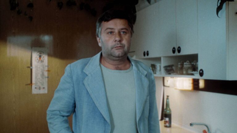 Discopříběh: Utajený původ hlavní hvězdy, krev na place a nebezpečné scény na jeřábu