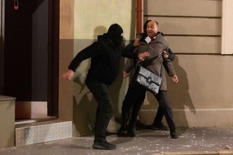 Ulice: Lumírovi jde o všechno a nejde couvnout