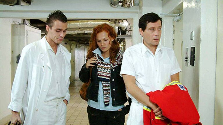 Jak básníci neztrácejí naději: Vetchý couvl na poslední chvíli a Badinková si v posteli vynutila prádlo