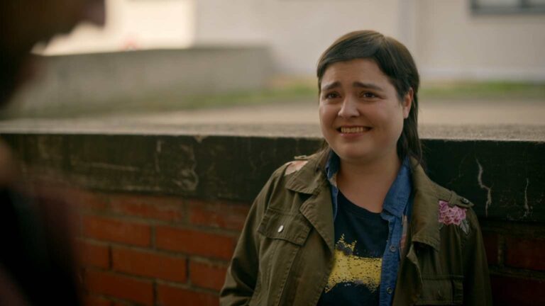 Bratři a sestry se vrací: Rodinné zemětřesení v Bydžově. Do děje vtrhne utajovaná dcera a tvrdí, že zná otce