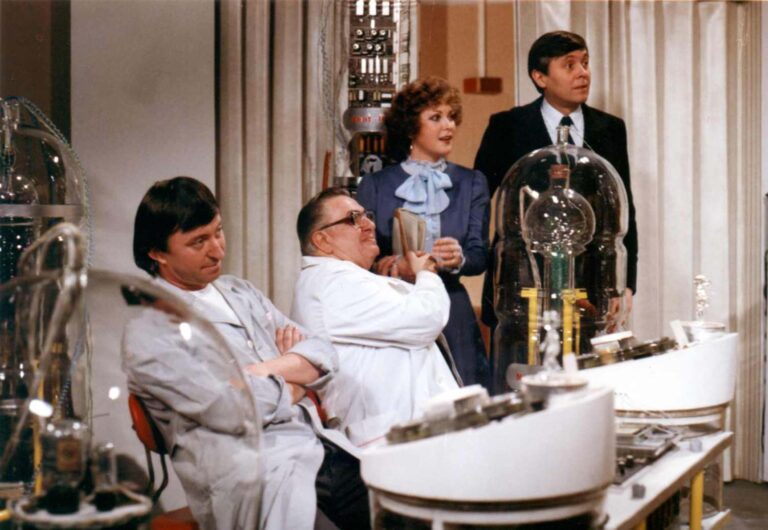 Bambinot: Sci-fi úlet za německé marky, který diváci nepobrali. V seriálu si zahrála i Petra Buzková