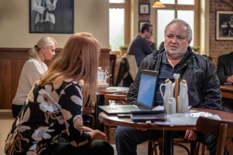 Ulice: Tvrdá slova a ztracená důvěra. Kateřina chce znát pravdu o smrti Světlany a Lexík uteče z domu