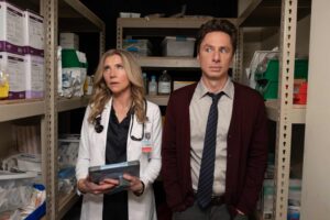 Scrubs: Doktůrci, FOTO: SCRUBS – “Episode 101” (Disney/Jeff Weddell) SARAH CHALKE, ZACH BRAFF, distr. Disney
