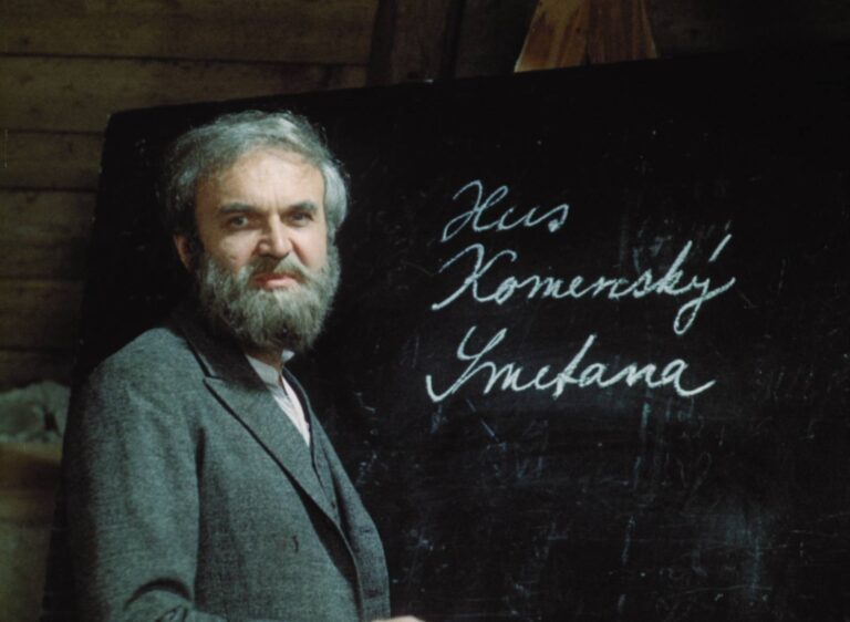 Jára Cimrman ležící, spící: Odvážný podvod na vedení ateliérů, králičí omyl režiséra a obsazení přes rádio