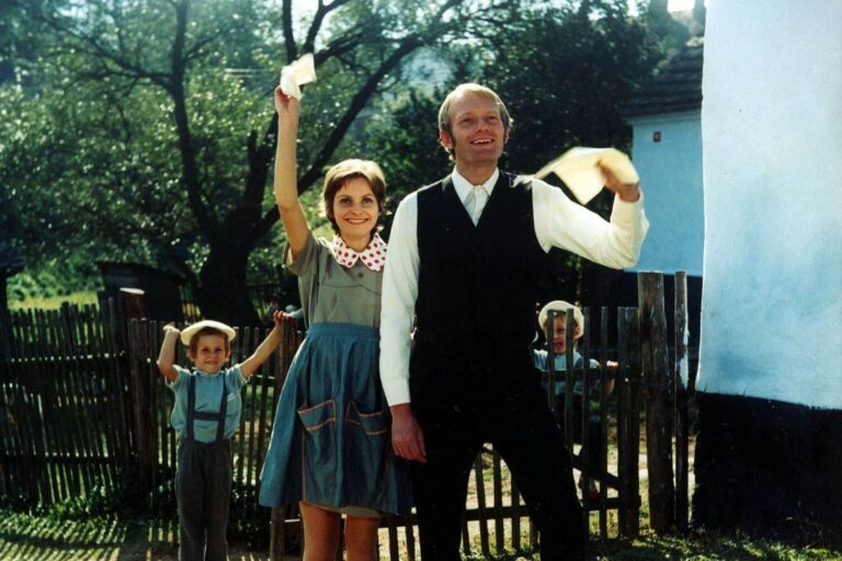 Jáchyme, hoď ho do stroje: Smoljakova nenávist k Sobotovi, riskantní vtip o Husákovi a tragická smrt Prďoly