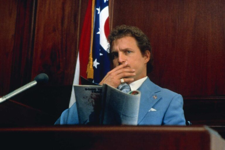 Lid versus Larry Flynt: Film inspirovaný skutečností a podmínky pro Courtney Love, kterými jí Forman zachránil život