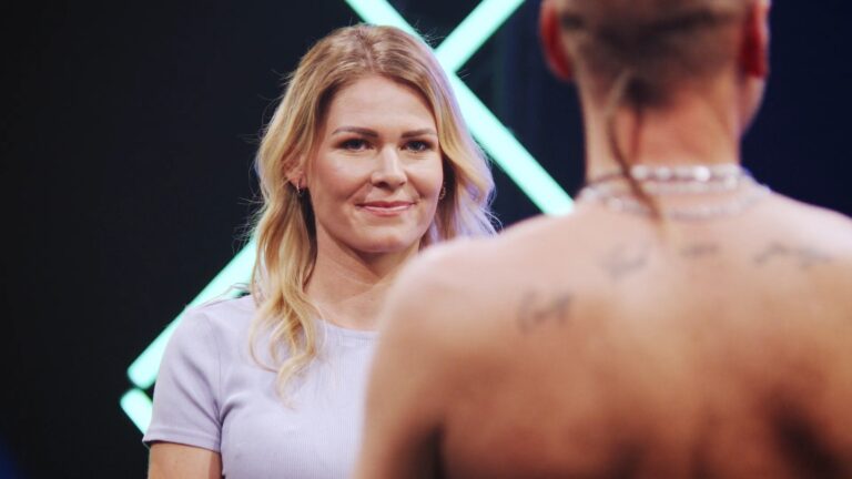 Šedesátník v nahé seznamce překvapil mladou svobodnou maminku. Došlo na žádost o ruku