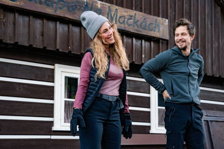 Novinka Na horách divákům přináší vztahové drama i drsnou přírodu. Snímek si vyžádal tvrdou práci herců a štábu