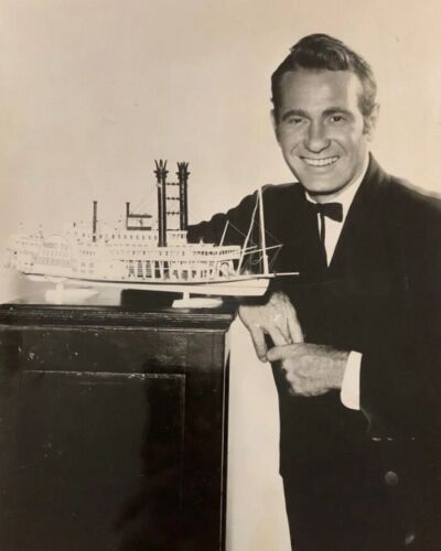 Darren McGavin