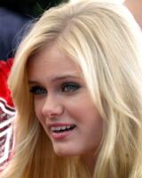 Sara Paxton