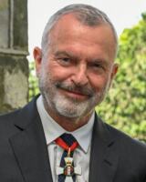 Sam Neill